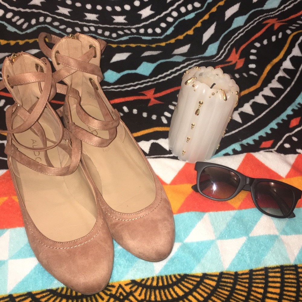 Suede strappy Aldo Flats